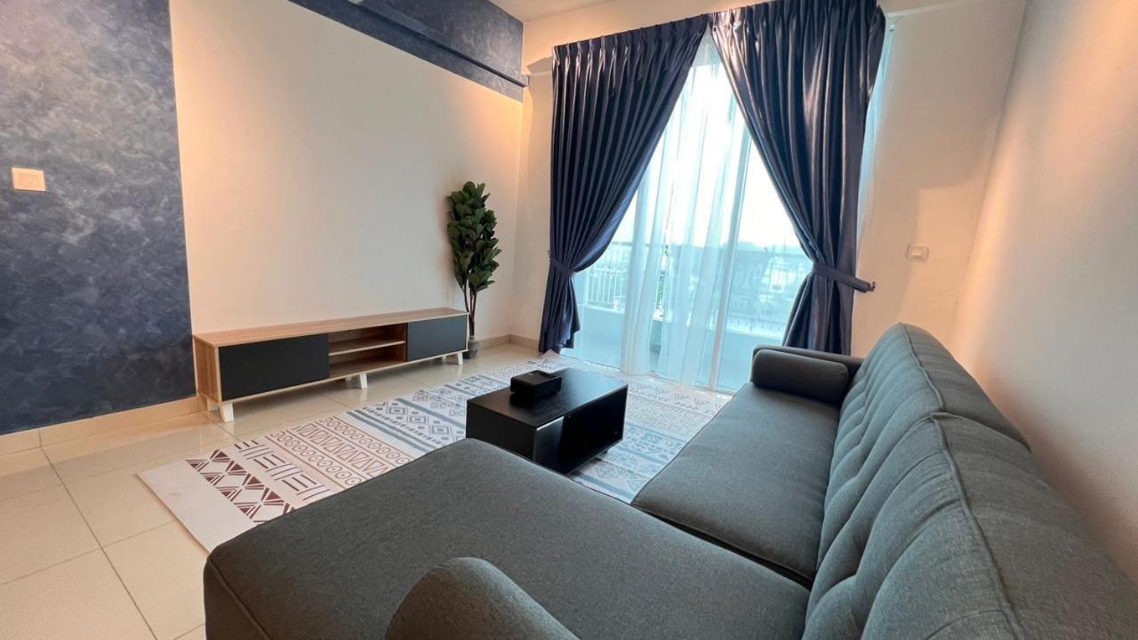 Premium 2 At D'festivo Residential Perak Apartment *